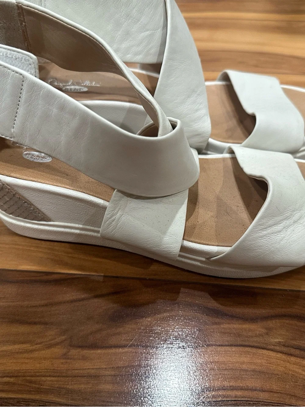 Dr. Scrolls high ankle Women's Platform Sandal with Silver Heel accent 10M
